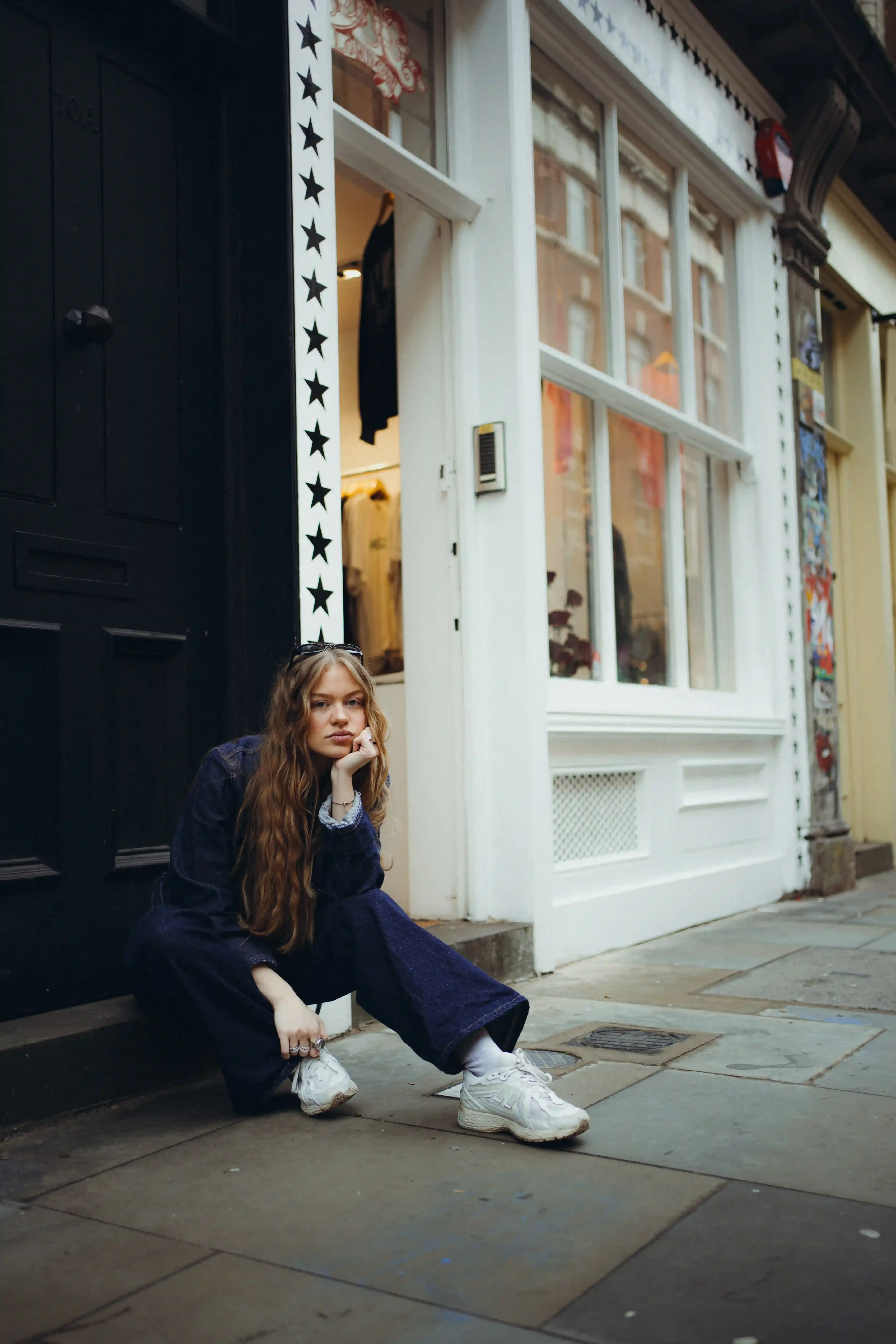 Laura in London, Porträt- und Menschenfotografie von Fanny Hellert